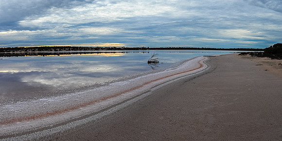 Lake Kenyon (Pink Lakes)