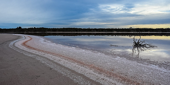 Lake Kenyon (Pink Lakes)