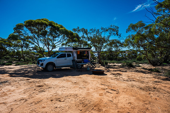 L:ake Gilles campsite