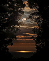 moonrise over Lake Alexandrina 14-07-2022